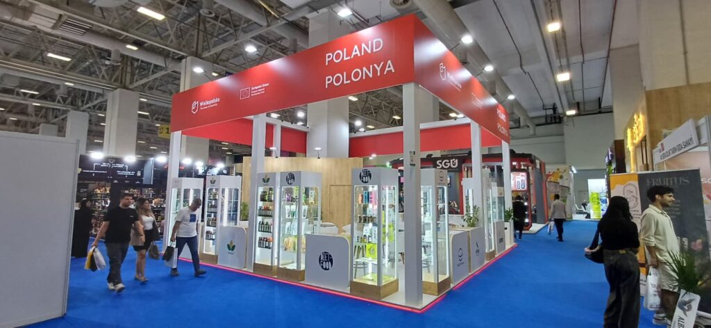 Stoisko województwa Wielkopolskiego na targach WorldFood 2025 w Stambuł (2)